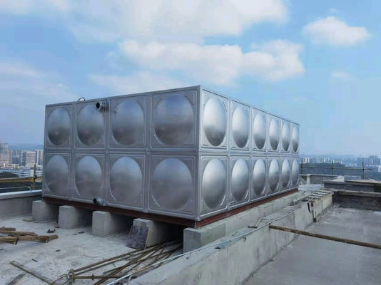 Réservoir d'eau isolée industrielle extérieure 0,6 MPa avec une capacité de 100 tonnes
