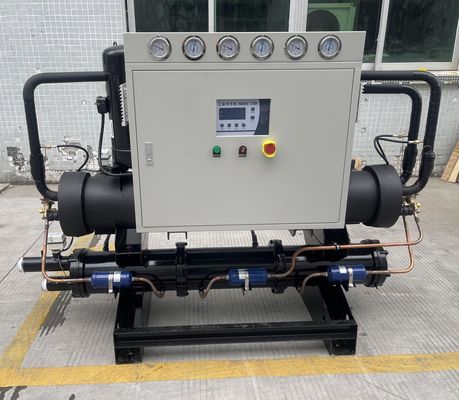 Chiller à rouleaux refroidi à l'eau à faible bruit pour le soufflage de bouteilles de moulage par injection