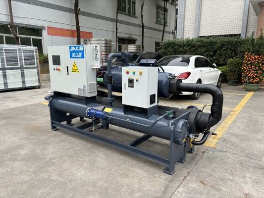 Chiller refroidi à l'eau avec un débit de refroidissement de 59,5 m3/h 5-35.C Plage de température 380-415V